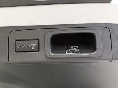 2025 Toyota CROWN SPORT photo 16