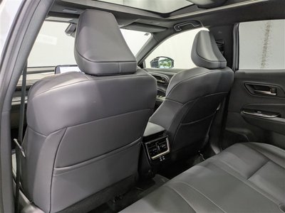 2025 Toyota CROWN SPORT photo 38