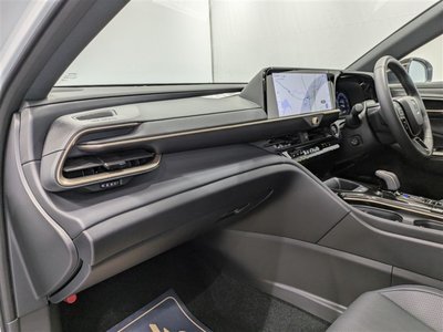 2025 Toyota CROWN SPORT photo 39
