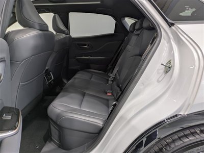 2025 Toyota CROWN SPORT photo 36