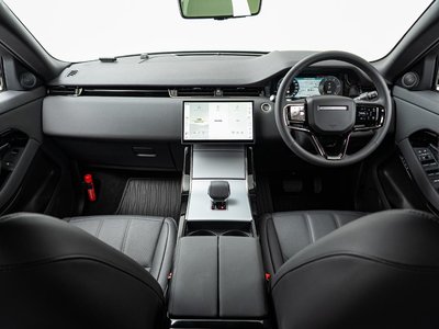 صورة 2 لـ 2026 LAND Rover RANGE ROVER EVOQUE