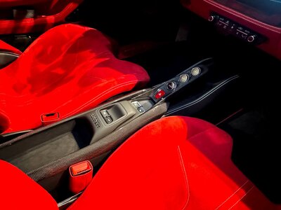 2021 Ferrari F8 SPIDER 照片 14