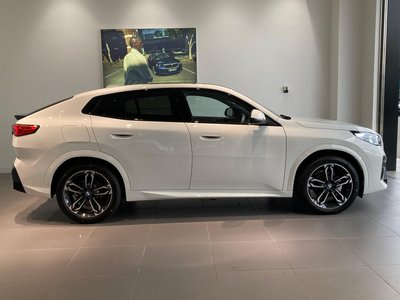 صورة 6 لـ 2025 BMW X2