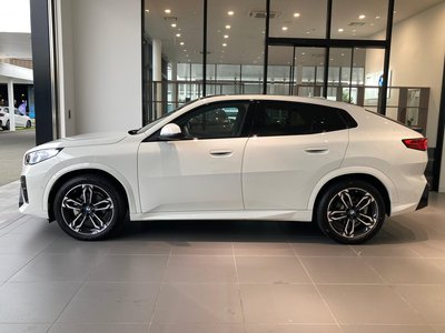 صورة 13 لـ 2025 BMW X2