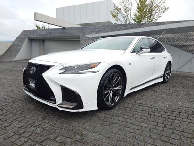 2018 Lexus LS photo 1