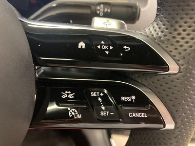 2025 Mercedes-BENZ GLA thumbnail 19