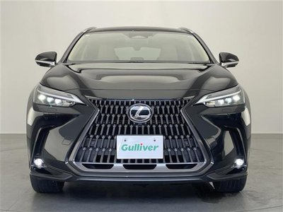 صورة 43 لـ 2025 Lexus NX