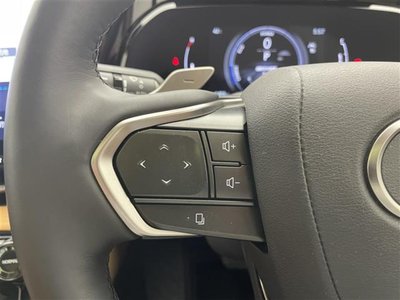 صورة 34 لـ 2025 Lexus NX