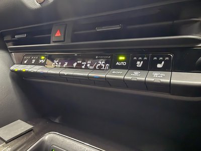 صورة 31 لـ 2024 Toyota CROWN SPORT