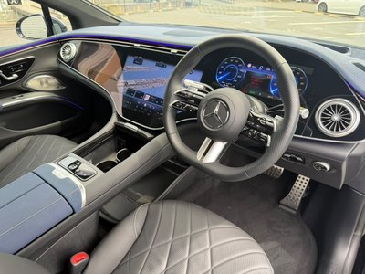 2025 Mercedes-BENZ EQS photo 16