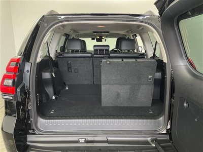 صورة 31 لـ 2023 Toyota LAND CRUISER PRADO