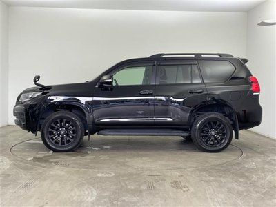 صورة 36 لـ 2023 Toyota LAND CRUISER PRADO