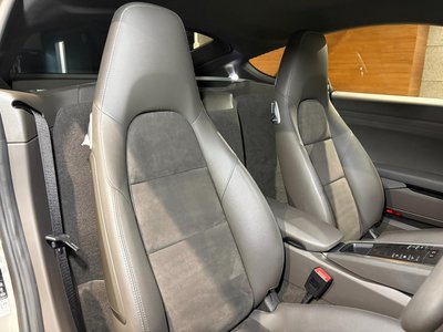 2019 Porsche 718 — миниатюра 2