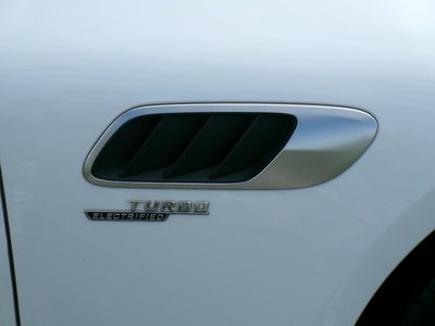 2025 Mercedes-BENZ GT AMG thumbnail 30