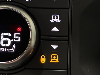 2023 LAND Rover DEFENDER thumbnail 45