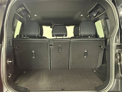 2023 LAND Rover DEFENDER thumbnail 27