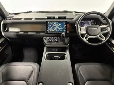 2023 LAND Rover DEFENDER photo 2