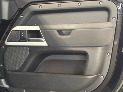 2023 LAND Rover DEFENDER thumbnail 21