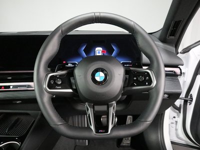 2026 BMW 5 SERIES TOURING 照片 11