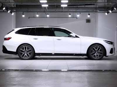 2026 BMW 5 SERIES TOURING 照片 6