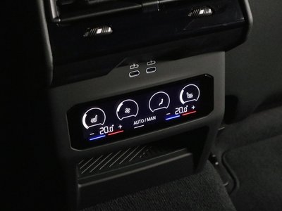 صورة مصغرة 34 لـ 2026 BMW 5 SERIES TOURING