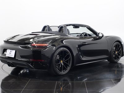 2024 Porsche 718 thumbnail 25