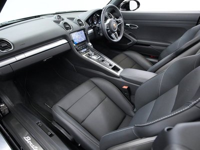 2024 Porsche 718 thumbnail 42