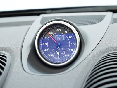 2024 Porsche 718 photo 11