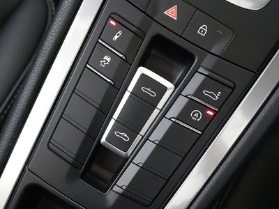 2024 Porsche 718 thumbnail 50