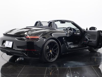 2024 Porsche 718 thumbnail 27