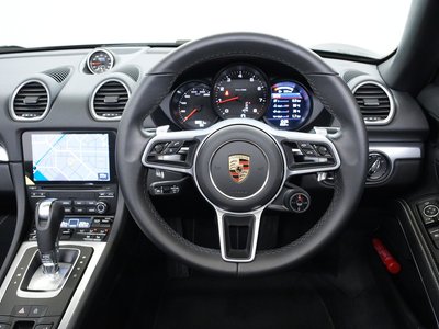 2024 Porsche 718 photo 10