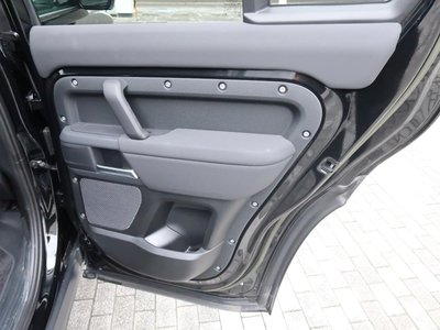 2023 LAND Rover DEFENDER thumbnail 47
