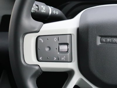 2023 LAND Rover DEFENDER thumbnail 33