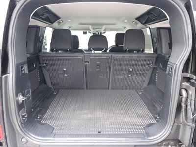 2023 LAND Rover DEFENDER thumbnail 18