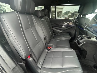 2025 Mercedes-BENZ GLS thumbnail 18