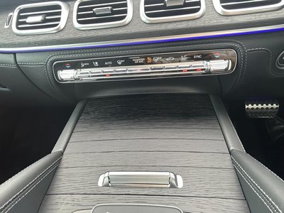 2025 Mercedes-BENZ GLS thumbnail 36