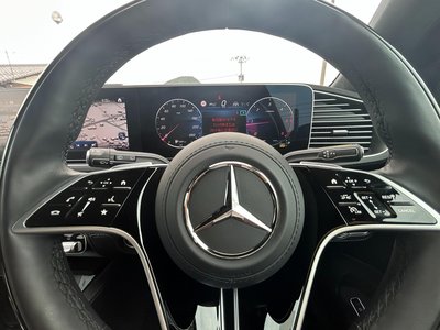 2025 Mercedes-BENZ GLS photo 16