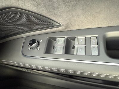 2023 AUDI A8 thumbnail 35
