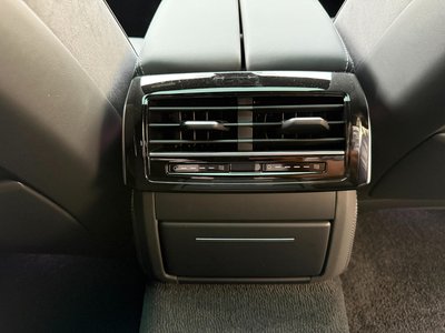 2023 AUDI A8 thumbnail 47