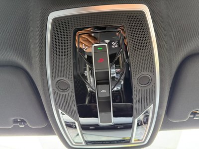 2023 AUDI A8 thumbnail 32