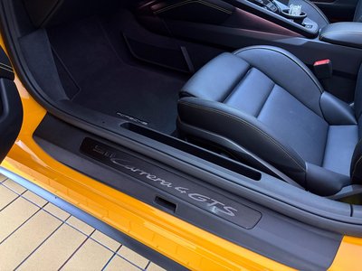 2025 Porsche 911 thumbnail 35