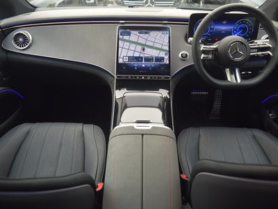 صورة 14 لـ 2022 Mercedes-BENZ EQS