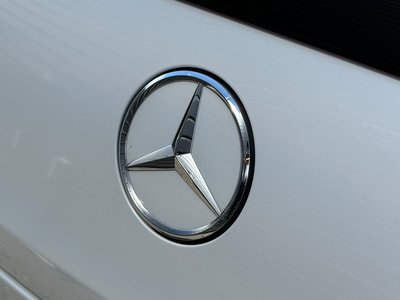 2025 Mercedes-BENZ GLC AMG thumbnail 19