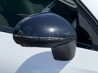 2025 Mercedes-BENZ GLC AMG 照片 16