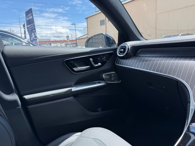 2025 Mercedes-BENZ GLC AMG thumbnail 61