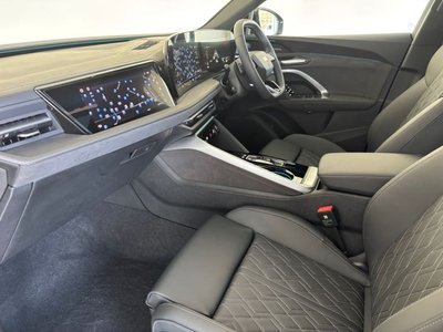 2025 AUDI SQ5 SPORTBACK thumbnail 19