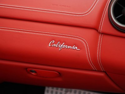 2013 Ferrari CALIFORNIA 30 缩略图 46