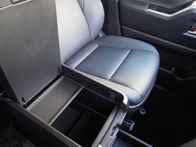 صورة 5 لـ 2023 Toyota GRAND ACE