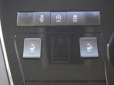 صورة مصغرة 14 لـ 2023 Toyota GRAND ACE