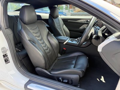 2023 BMW 8 SERIES photo 6